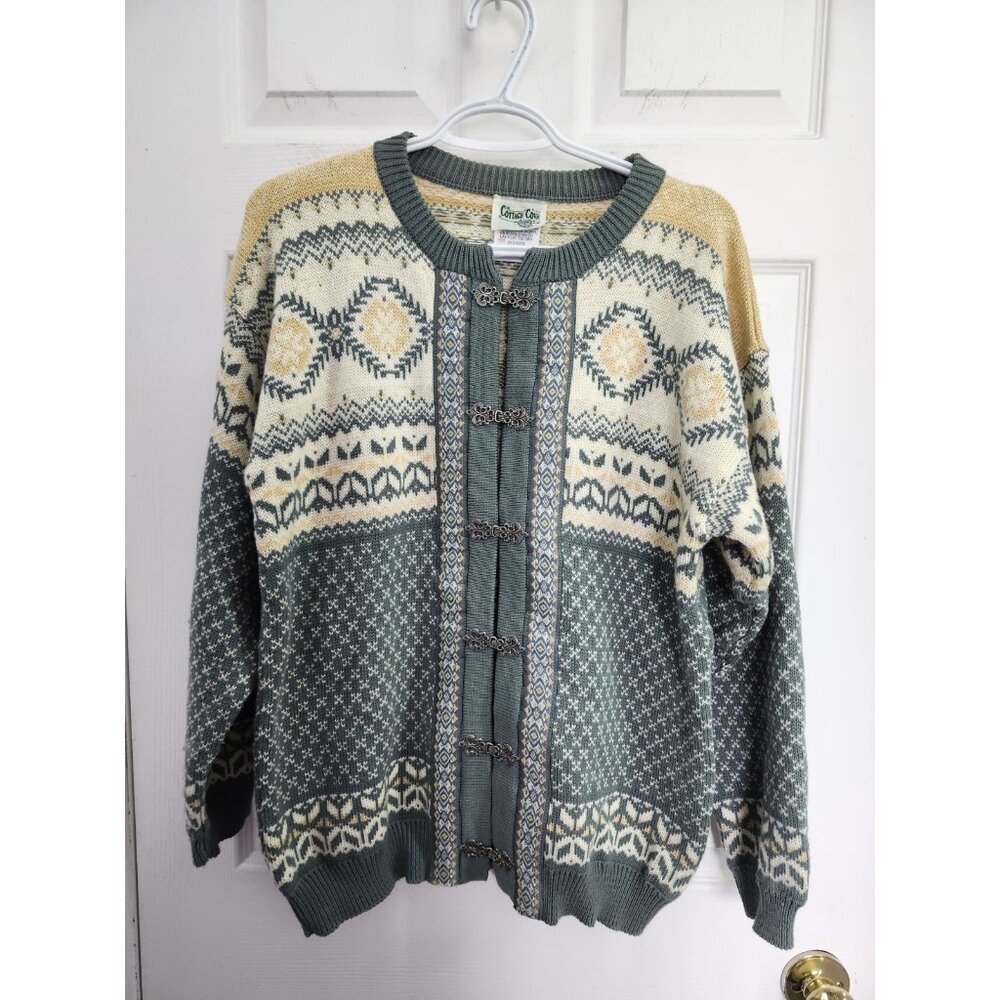Cottage Cove Vintage Sweater With Buckle Clasps M